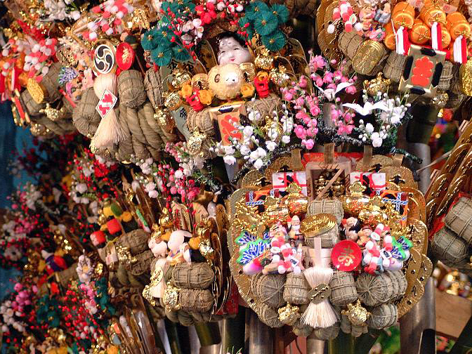 熊手　酉の市　一尺 来年の福を迎えに行こう➖【浅草・酉の市】に熊手を買いに｜tamako
