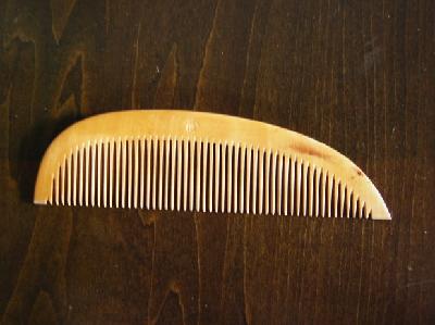 Japanese Hair-Cleansing Tsuge Wood Comb (Suki-gushi) - WAWAZA
